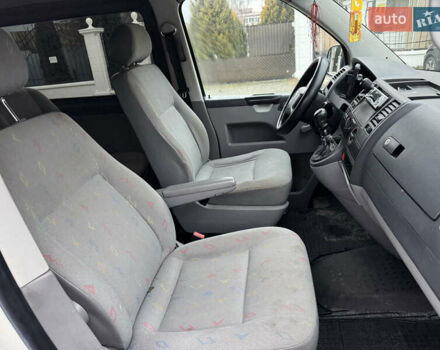 Білий Фольксваген Transporter, об'ємом двигуна 1.9 л та пробігом 287 тис. км за 5900 $, фото 8 на Automoto.ua