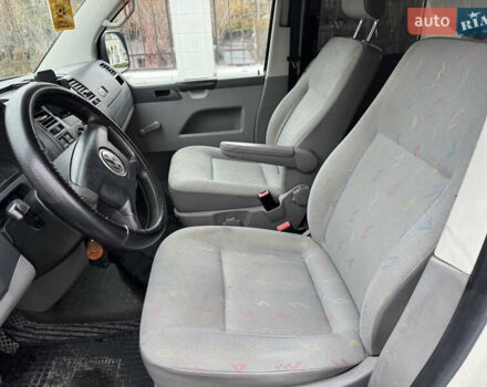 Білий Фольксваген Transporter, об'ємом двигуна 1.9 л та пробігом 287 тис. км за 5900 $, фото 12 на Automoto.ua