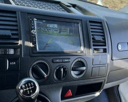 Білий Фольксваген Transporter, об'ємом двигуна 1.9 л та пробігом 180 тис. км за 12500 $, фото 6 на Automoto.ua