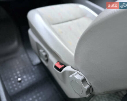 Белый Фольксваген Transporter, объемом двигателя 2.46 л и пробегом 350 тыс. км за 6400 $, фото 49 на Automoto.ua