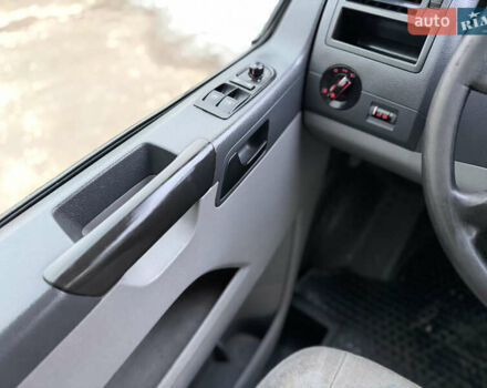 Белый Фольксваген Transporter, объемом двигателя 2.46 л и пробегом 350 тыс. км за 6400 $, фото 35 на Automoto.ua