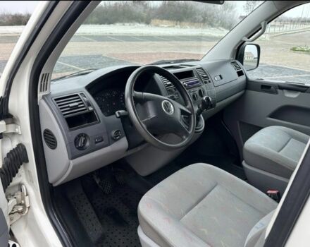 Белый Фольксваген Transporter, объемом двигателя 2.5 л и пробегом 230 тыс. км за 3482 $, фото 9 на Automoto.ua