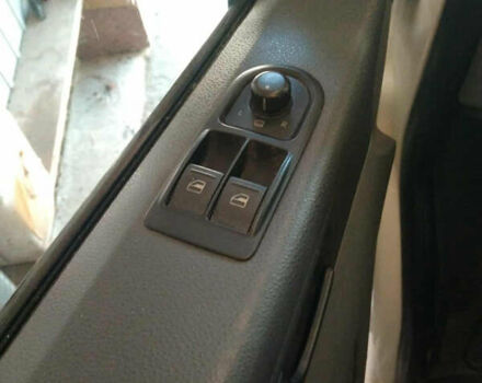 Белый Фольксваген Transporter, объемом двигателя 1.9 л и пробегом 317 тыс. км за 7500 $, фото 3 на Automoto.ua