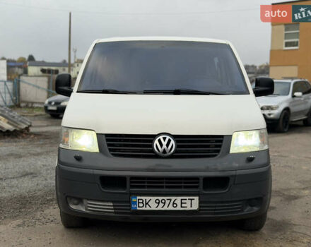 Белый Фольксваген Transporter, объемом двигателя 2.46 л и пробегом 250 тыс. км за 5999 $, фото 6 на Automoto.ua