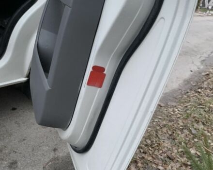Білий Фольксваген Transporter, об'ємом двигуна 2.5 л та пробігом 370 тис. км за 7300 $, фото 9 на Automoto.ua