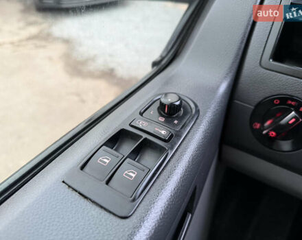 Белый Фольксваген Transporter, объемом двигателя 2.46 л и пробегом 250 тыс. км за 5999 $, фото 33 на Automoto.ua