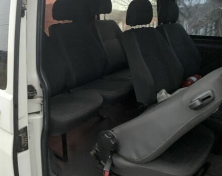 Білий Фольксваген Transporter, об'ємом двигуна 2.5 л та пробігом 370 тис. км за 7300 $, фото 6 на Automoto.ua