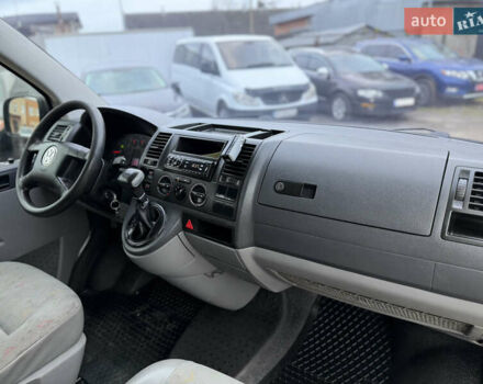 Белый Фольксваген Transporter, объемом двигателя 2.46 л и пробегом 350 тыс. км за 6400 $, фото 53 на Automoto.ua