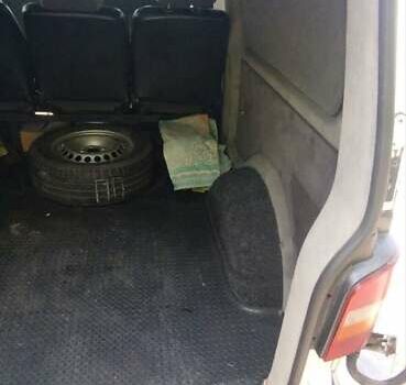 Білий Фольксваген Transporter, об'ємом двигуна 2.5 л та пробігом 400 тис. км за 8700 $, фото 24 на Automoto.ua
