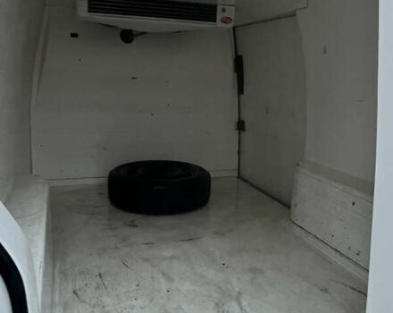 Білий Фольксваген Transporter, об'ємом двигуна 1.9 л та пробігом 350 тис. км за 3700 $, фото 5 на Automoto.ua