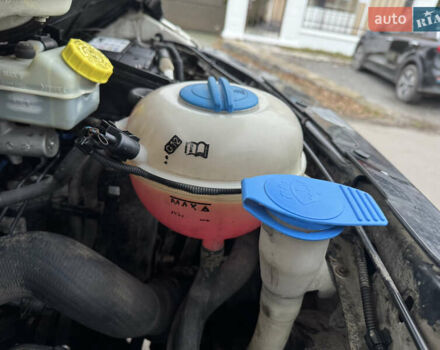 Білий Фольксваген Transporter, об'ємом двигуна 1.9 л та пробігом 287 тис. км за 5900 $, фото 15 на Automoto.ua