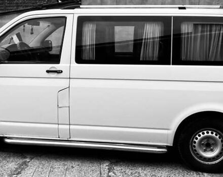Білий Фольксваген Transporter, об'ємом двигуна 1.98 л та пробігом 302 тис. км за 9500 $, фото 2 на Automoto.ua