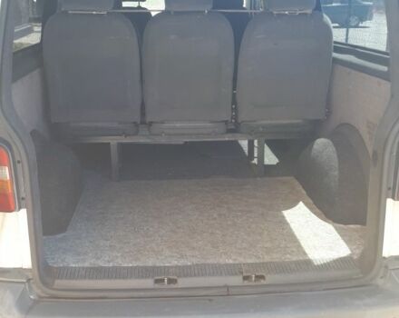 Белый Фольксваген Transporter, объемом двигателя 0 л и пробегом 330 тыс. км за 8600 $, фото 4 на Automoto.ua