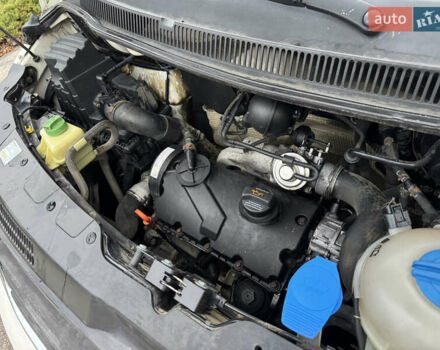 Білий Фольксваген Transporter, об'ємом двигуна 1.9 л та пробігом 287 тис. км за 5900 $, фото 14 на Automoto.ua