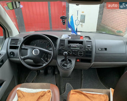 Белый Фольксваген Transporter, объемом двигателя 2.5 л и пробегом 144 тыс. км за 9900 $, фото 10 на Automoto.ua