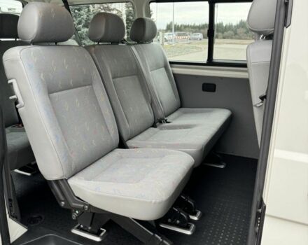 Білий Фольксваген Transporter, об'ємом двигуна 2.5 л та пробігом 215 тис. км за 3340 $, фото 12 на Automoto.ua