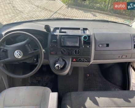 Белый Фольксваген Transporter, объемом двигателя 2.5 л и пробегом 220 тыс. км за 6000 $, фото 7 на Automoto.ua