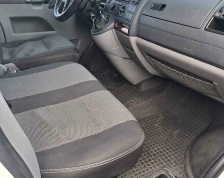 Белый Фольксваген Transporter, объемом двигателя 2.46 л и пробегом 515 тыс. км за 8500 $, фото 2 на Automoto.ua