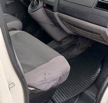 Белый Фольксваген Transporter, объемом двигателя 1.9 л и пробегом 268 тыс. км за 7700 $, фото 3 на Automoto.ua