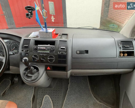 Белый Фольксваген Transporter, объемом двигателя 2.5 л и пробегом 144 тыс. км за 9900 $, фото 11 на Automoto.ua