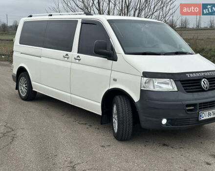 Белый Фольксваген Transporter, объемом двигателя 2.5 л и пробегом 460 тыс. км за 9400 $, фото 1 на Automoto.ua