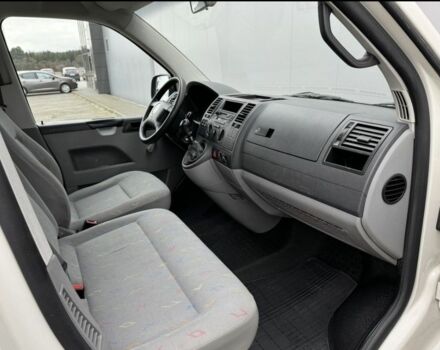 Білий Фольксваген Transporter, об'ємом двигуна 2.5 л та пробігом 215 тис. км за 3340 $, фото 13 на Automoto.ua