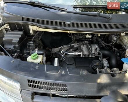 Білий Фольксваген Transporter, об'ємом двигуна 1.9 л та пробігом 350 тис. км за 8500 $, фото 82 на Automoto.ua