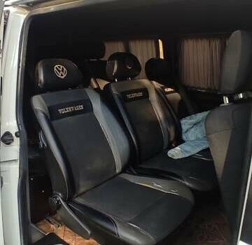 Белый Фольксваген Transporter, объемом двигателя 2.5 л и пробегом 445 тыс. км за 11000 $, фото 6 на Automoto.ua