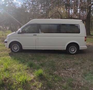 Белый Фольксваген Transporter, объемом двигателя 2.5 л и пробегом 445 тыс. км за 11000 $, фото 1 на Automoto.ua