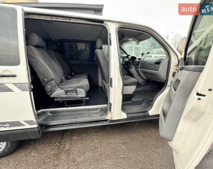 Белый Фольксваген Transporter, объемом двигателя 1.9 л и пробегом 300 тыс. км за 6999 $, фото 17 на Automoto.ua