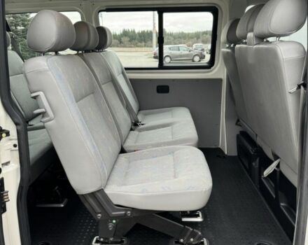 Білий Фольксваген Transporter, об'ємом двигуна 2.5 л та пробігом 215 тис. км за 3340 $, фото 11 на Automoto.ua