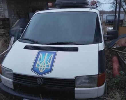 Белый Фольксваген Transporter, объемом двигателя 2 л и пробегом 120 тыс. км за 2500 $, фото 2 на Automoto.ua