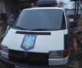 Белый Фольксваген Transporter, объемом двигателя 2 л и пробегом 120 тыс. км за 2500 $, фото 2 на Automoto.ua