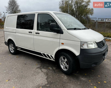 Белый Фольксваген Transporter, объемом двигателя 1.9 л и пробегом 390 тыс. км за 7700 $, фото 1 на Automoto.ua