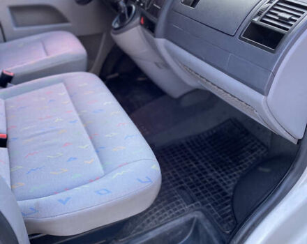 Білий Фольксваген Transporter, об'ємом двигуна 2.46 л та пробігом 340 тис. км за 7999 $, фото 12 на Automoto.ua