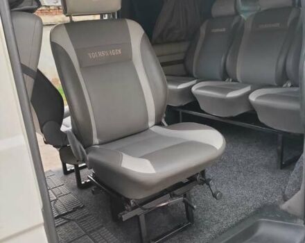 Білий Фольксваген Transporter, об'ємом двигуна 1.9 л та пробігом 340 тис. км за 8250 $, фото 5 на Automoto.ua