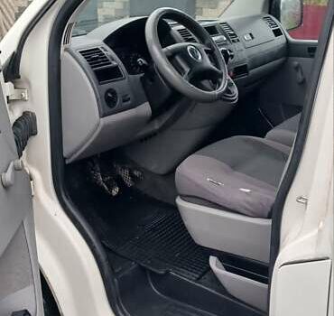 Белый Фольксваген Transporter, объемом двигателя 1.9 л и пробегом 268 тыс. км за 7700 $, фото 5 на Automoto.ua