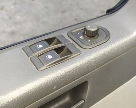 Белый Фольксваген Transporter, объемом двигателя 2.5 л и пробегом 550 тыс. км за 6400 $, фото 17 на Automoto.ua