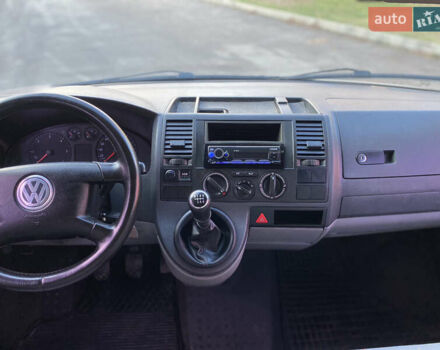 Білий Фольксваген Transporter, об'ємом двигуна 2.46 л та пробігом 340 тис. км за 7999 $, фото 16 на Automoto.ua