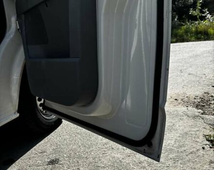 Білий Фольксваген Transporter, об'ємом двигуна 1.9 л та пробігом 350 тис. км за 8500 $, фото 35 на Automoto.ua
