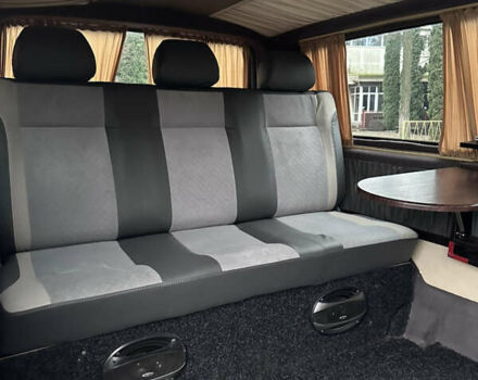 Белый Фольксваген Transporter, объемом двигателя 2.46 л и пробегом 285 тыс. км за 9800 $, фото 21 на Automoto.ua