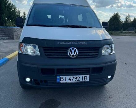 Белый Фольксваген Transporter, объемом двигателя 2.5 л и пробегом 367 тыс. км за 12000 $, фото 1 на Automoto.ua
