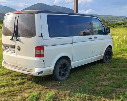 Белый Фольксваген Transporter, объемом двигателя 2.5 л и пробегом 286 тыс. км за 8300 $, фото 2 на Automoto.ua