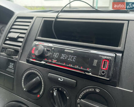 Белый Фольксваген Transporter, объемом двигателя 1.9 л и пробегом 340 тыс. км за 8700 $, фото 3 на Automoto.ua