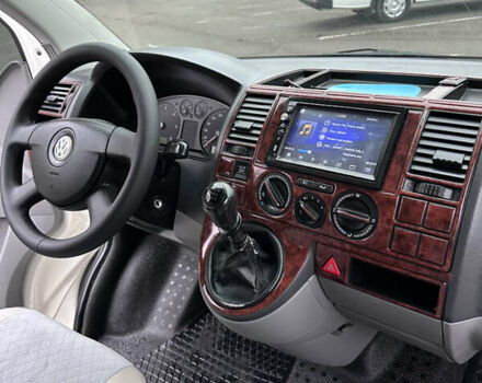 Белый Фольксваген Transporter, объемом двигателя 2.46 л и пробегом 285 тыс. км за 9800 $, фото 12 на Automoto.ua