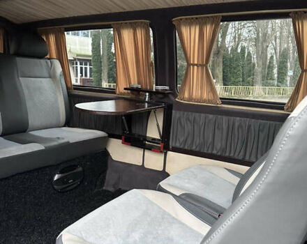 Белый Фольксваген Transporter, объемом двигателя 2.46 л и пробегом 285 тыс. км за 9800 $, фото 15 на Automoto.ua