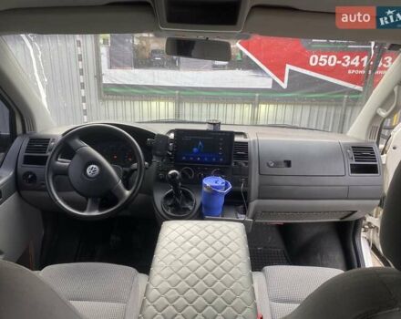 Белый Фольксваген Transporter, объемом двигателя 1.9 л и пробегом 400 тыс. км за 10000 $, фото 7 на Automoto.ua