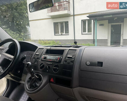 Белый Фольксваген Transporter, объемом двигателя 1.9 л и пробегом 340 тыс. км за 8700 $, фото 6 на Automoto.ua