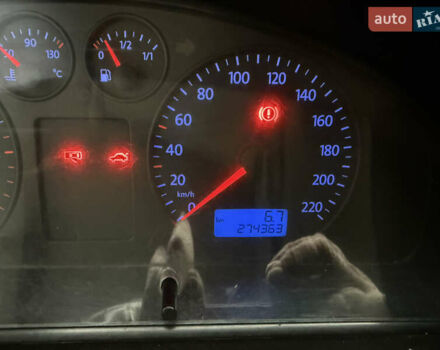 Білий Фольксваген Transporter, об'ємом двигуна 2.5 л та пробігом 274 тис. км за 11500 $, фото 18 на Automoto.ua