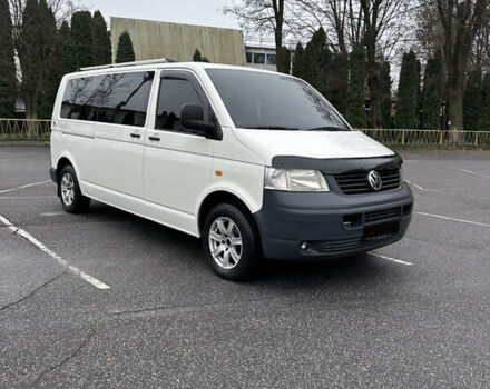 Белый Фольксваген Transporter, объемом двигателя 2.46 л и пробегом 285 тыс. км за 9800 $, фото 1 на Automoto.ua